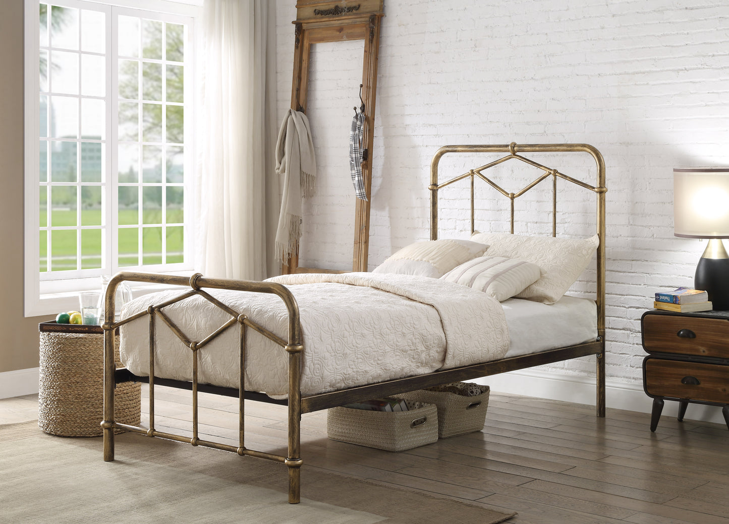 Flintshire Axton Metal Bed Frame