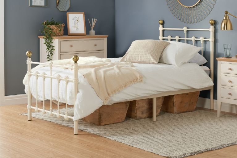 Birlea Atlas Bed