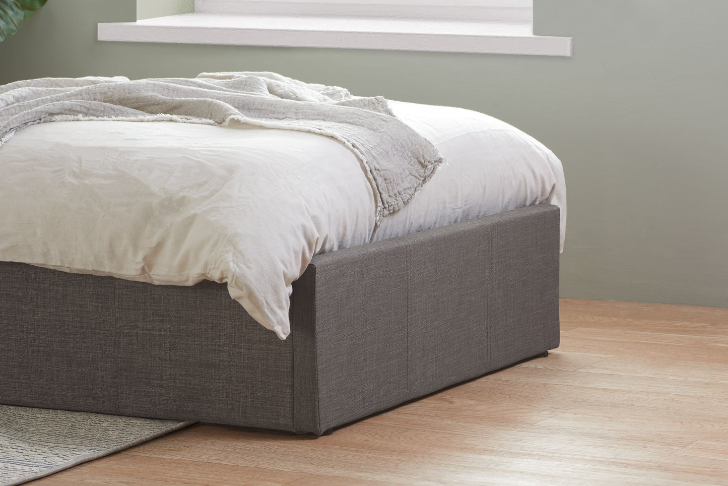 Berlin Ottoman Bed