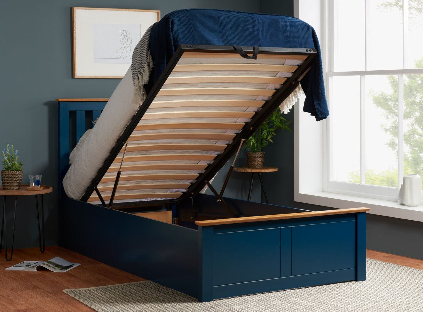 Phoenix Ottoman Bed